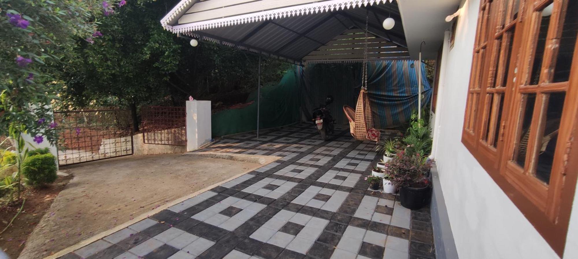 Koonamparayil Home Stay Munnar Anaviratty-Family Only エクステリア 写真