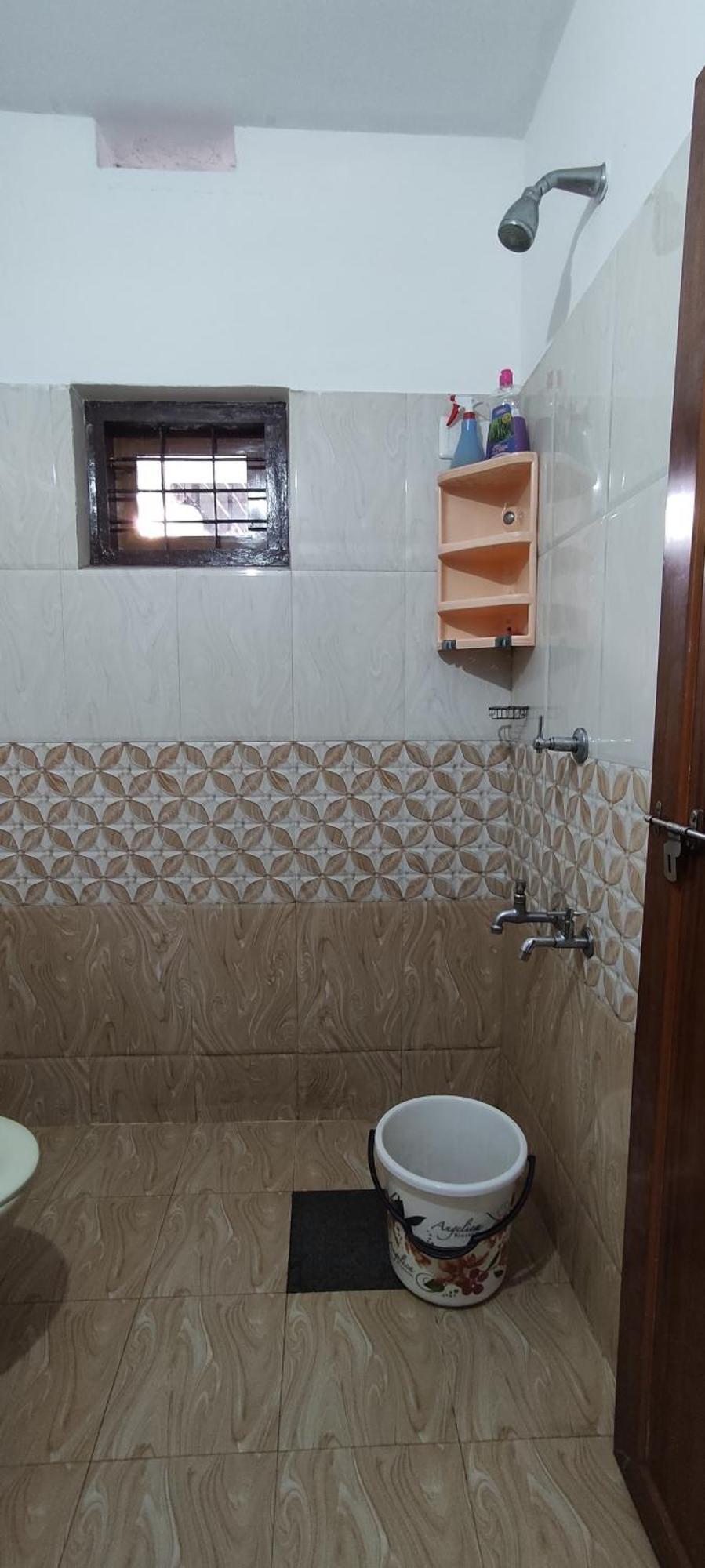 Koonamparayil Home Stay Munnar Anaviratty-Family Only エクステリア 写真